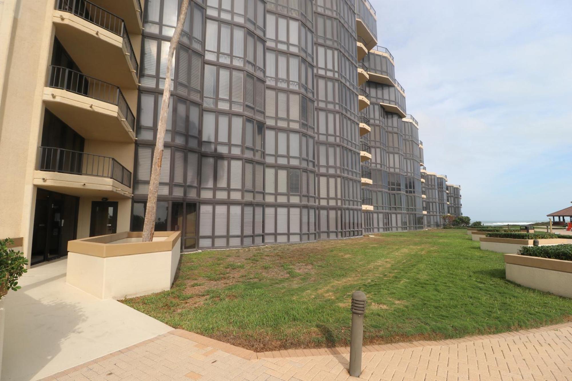 Bridgepoint Condominiums South Padre Island Exterior photo