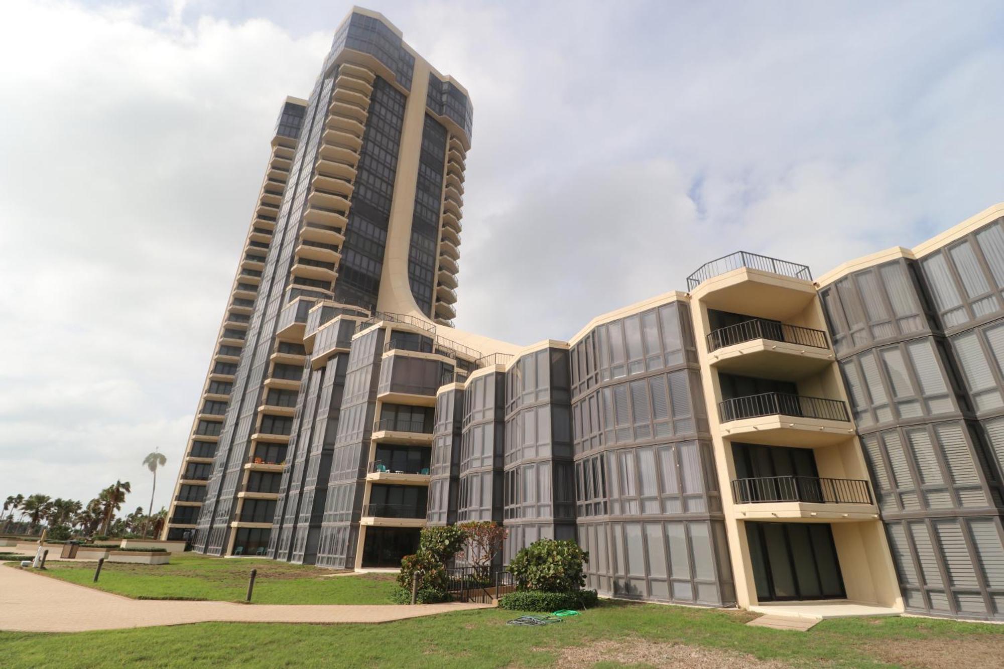 Bridgepoint Condominiums South Padre Island Exterior photo